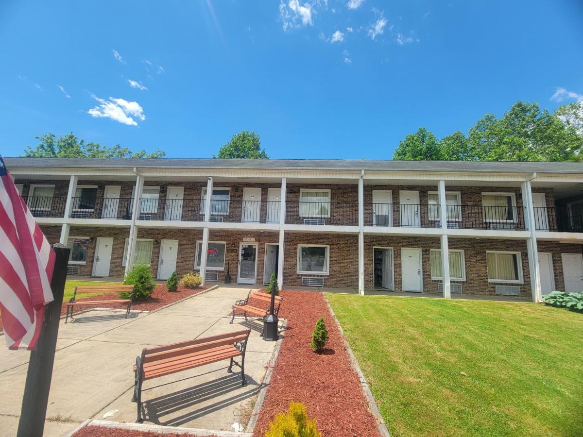 Elk Inn Motel Elkin Exterior foto